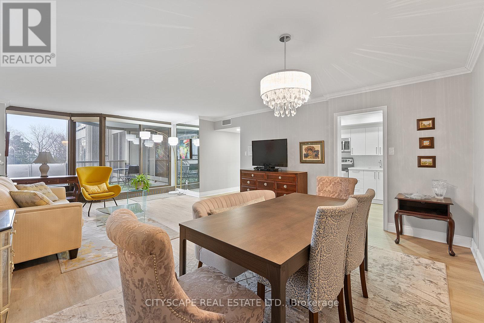 202 - 2045 Lake Shore Boulevard W, Toronto (mimico), Ontario