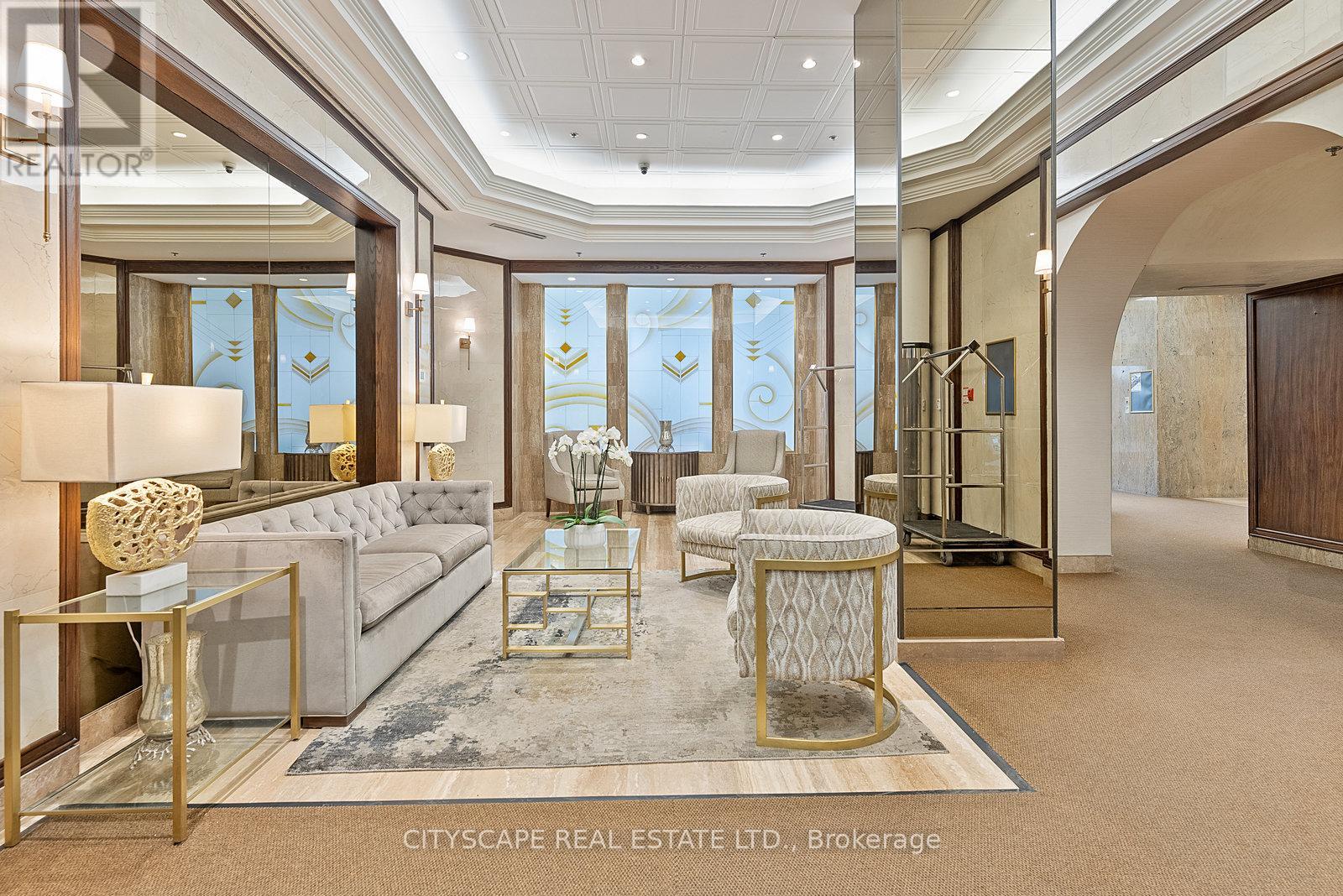 202 - 2045 Lake Shore Boulevard W, Toronto (mimico), Ontario