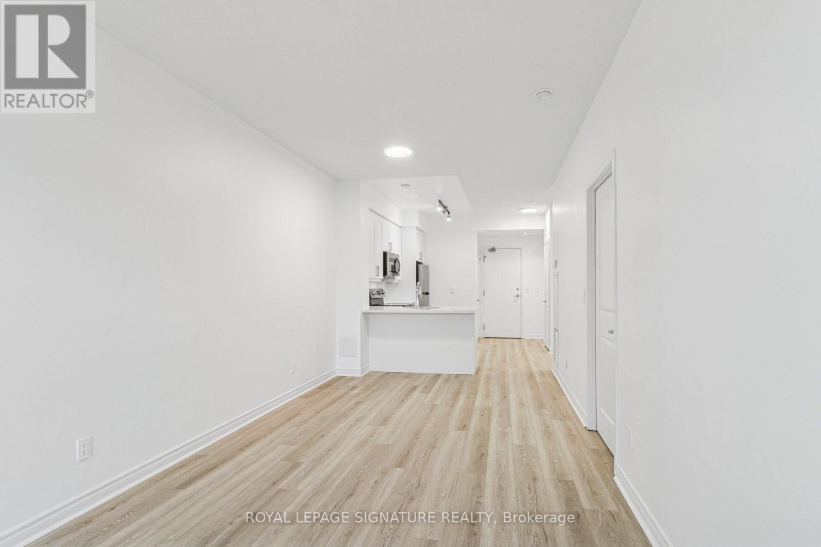 226 - 2885 Bayview Avenue, Toronto (bayview Village), Ontario