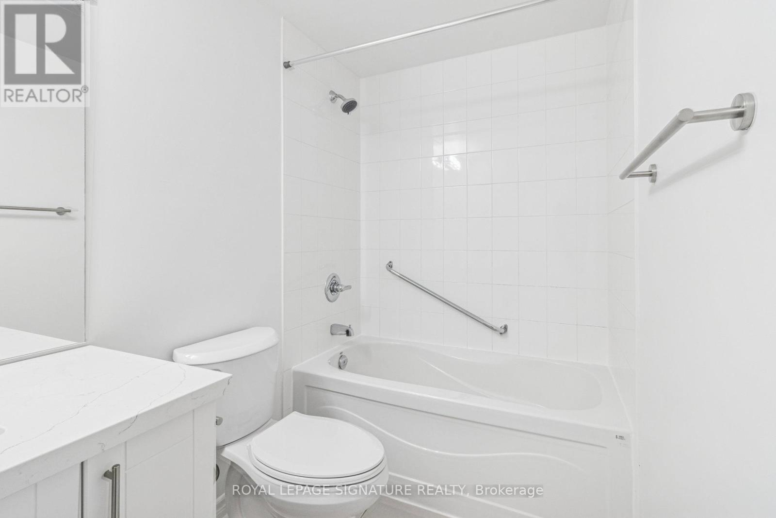 226 - 2885 Bayview Avenue, Toronto (bayview Village), Ontario