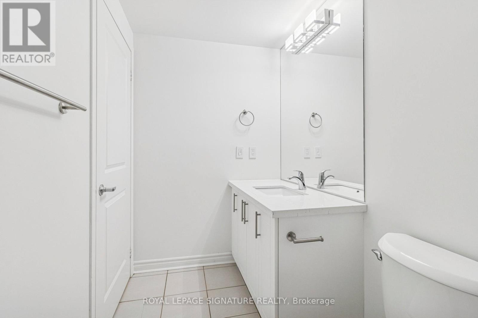 226 - 2885 Bayview Avenue, Toronto (bayview Village), Ontario