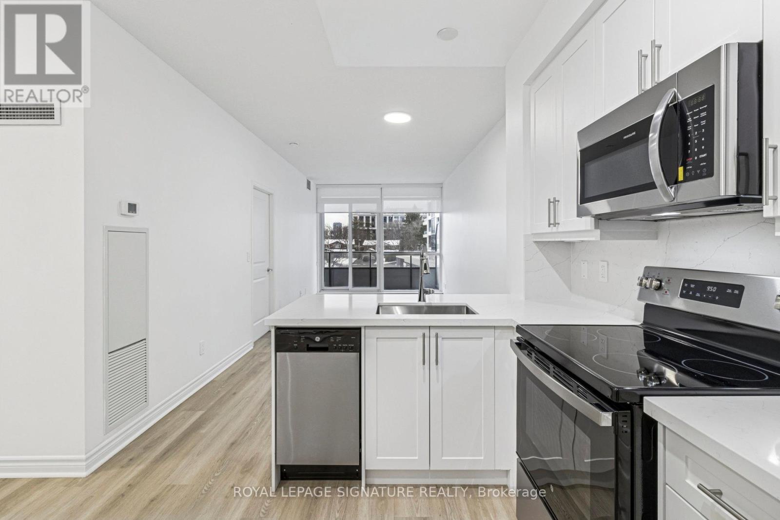 226 - 2885 Bayview Avenue, Toronto (bayview Village), Ontario