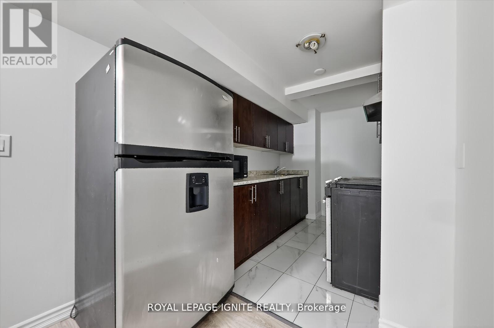 163 Seasons Drive, Toronto (rouge), Ontario