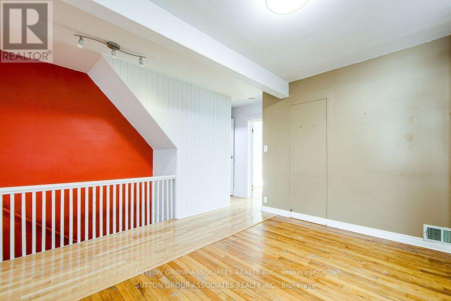 50 Lappin Avenue, Toronto (dovercourt-wallace Emerson-junction), Ontario