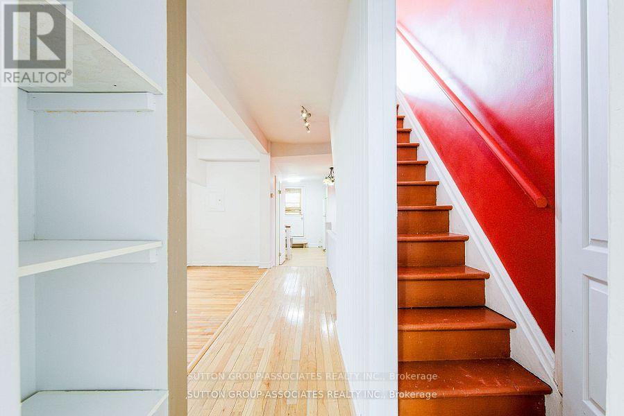 50 Lappin Avenue, Toronto (dovercourt-wallace Emerson-junction), Ontario