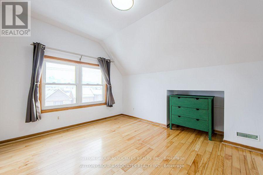 50 Lappin Avenue, Toronto (dovercourt-wallace Emerson-junction), Ontario