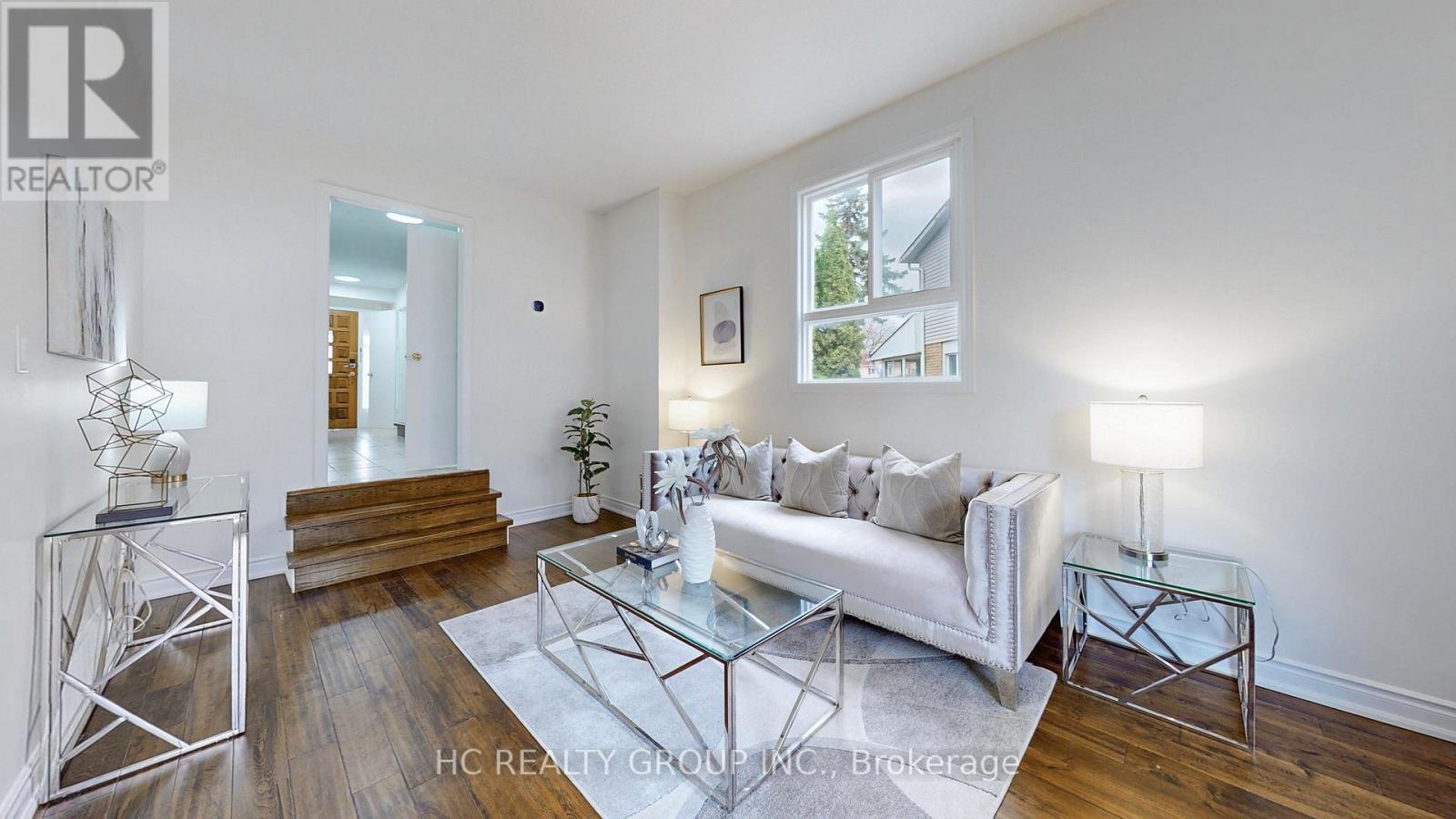 144 Silver Springs Boulevard, Toronto (l'amoreaux), Ontario