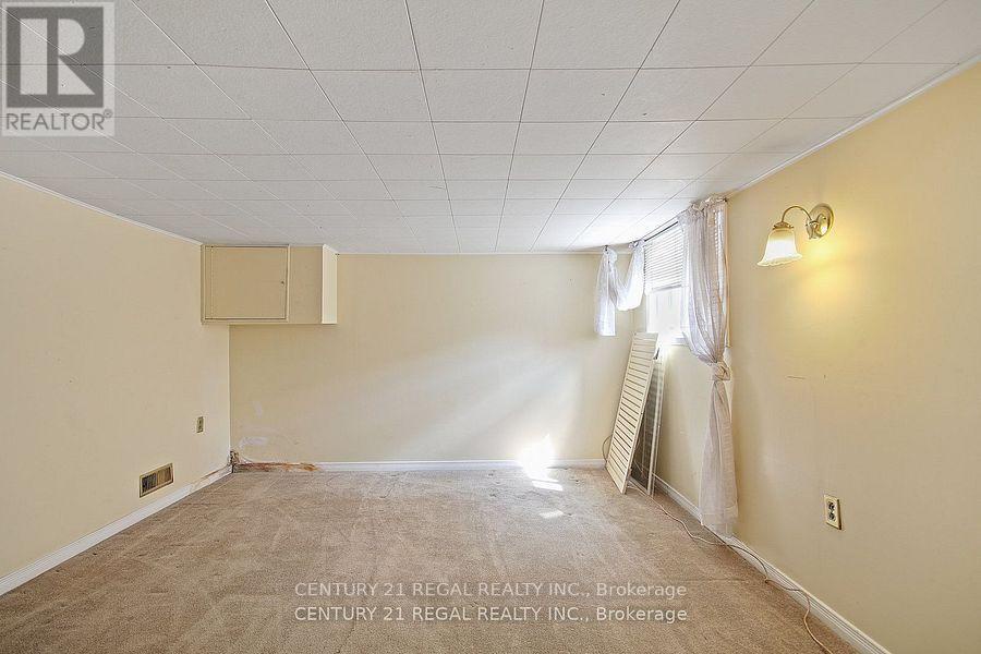 102 Newcastle Street, Toronto (mimico), Ontario