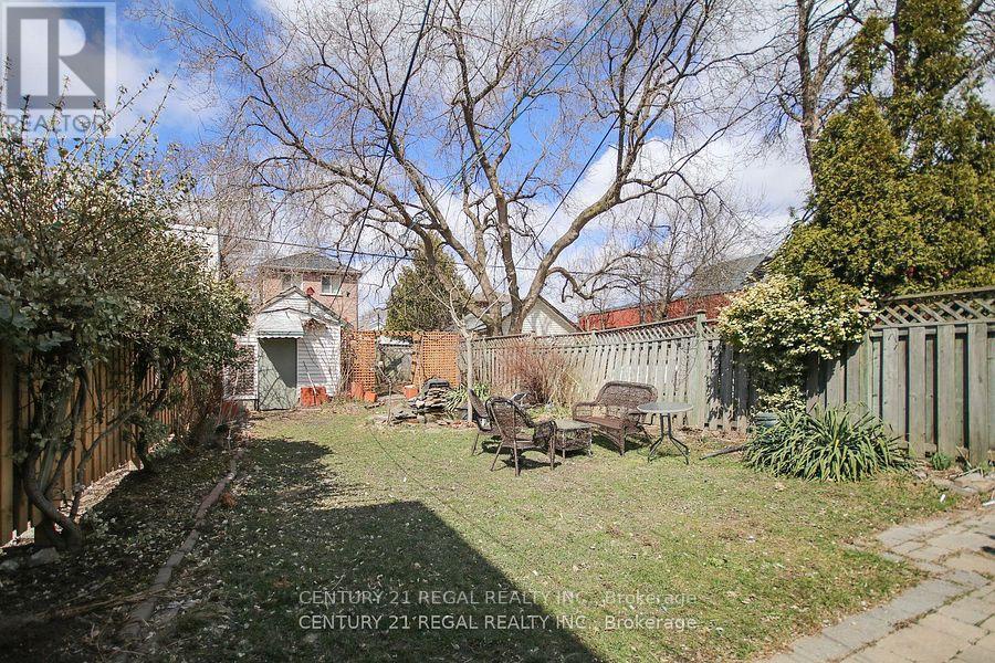 102 Newcastle Street, Toronto (mimico), Ontario