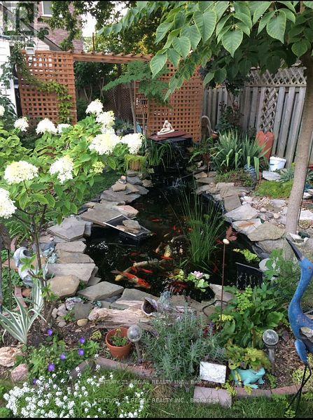 102 Newcastle Street, Toronto (mimico), Ontario