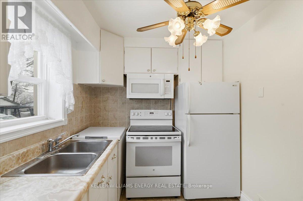 81 Haymarket Road, Toronto (downsview-roding-cfb), Ontario