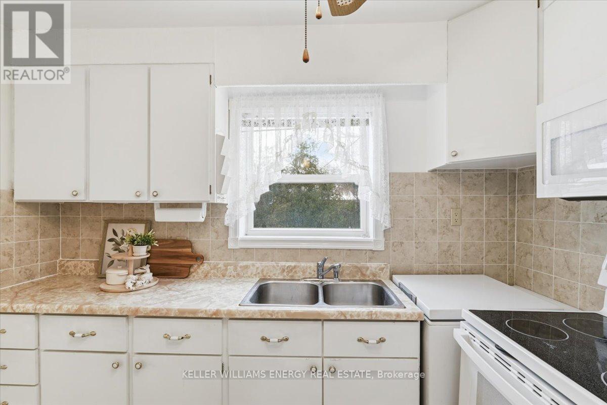 81 Haymarket Road, Toronto (downsview-roding-cfb), Ontario