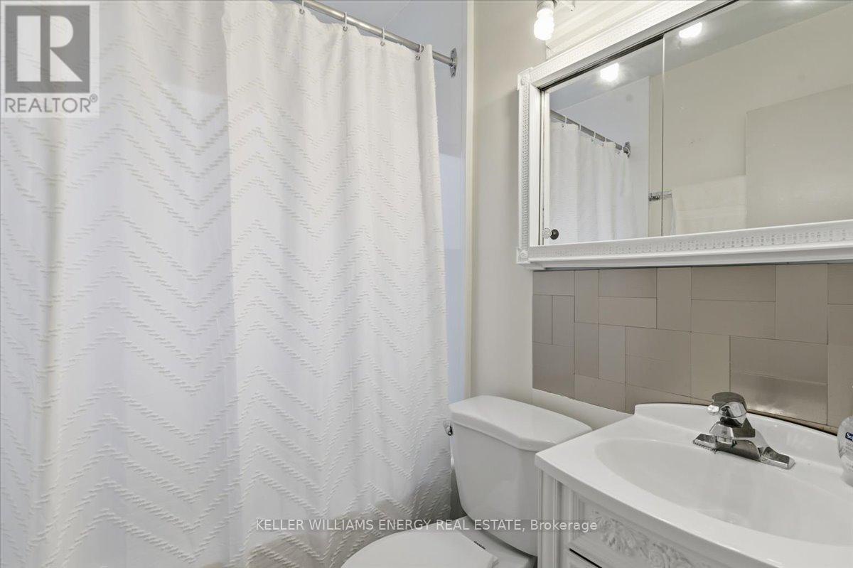 81 Haymarket Road, Toronto (downsview-roding-cfb), Ontario