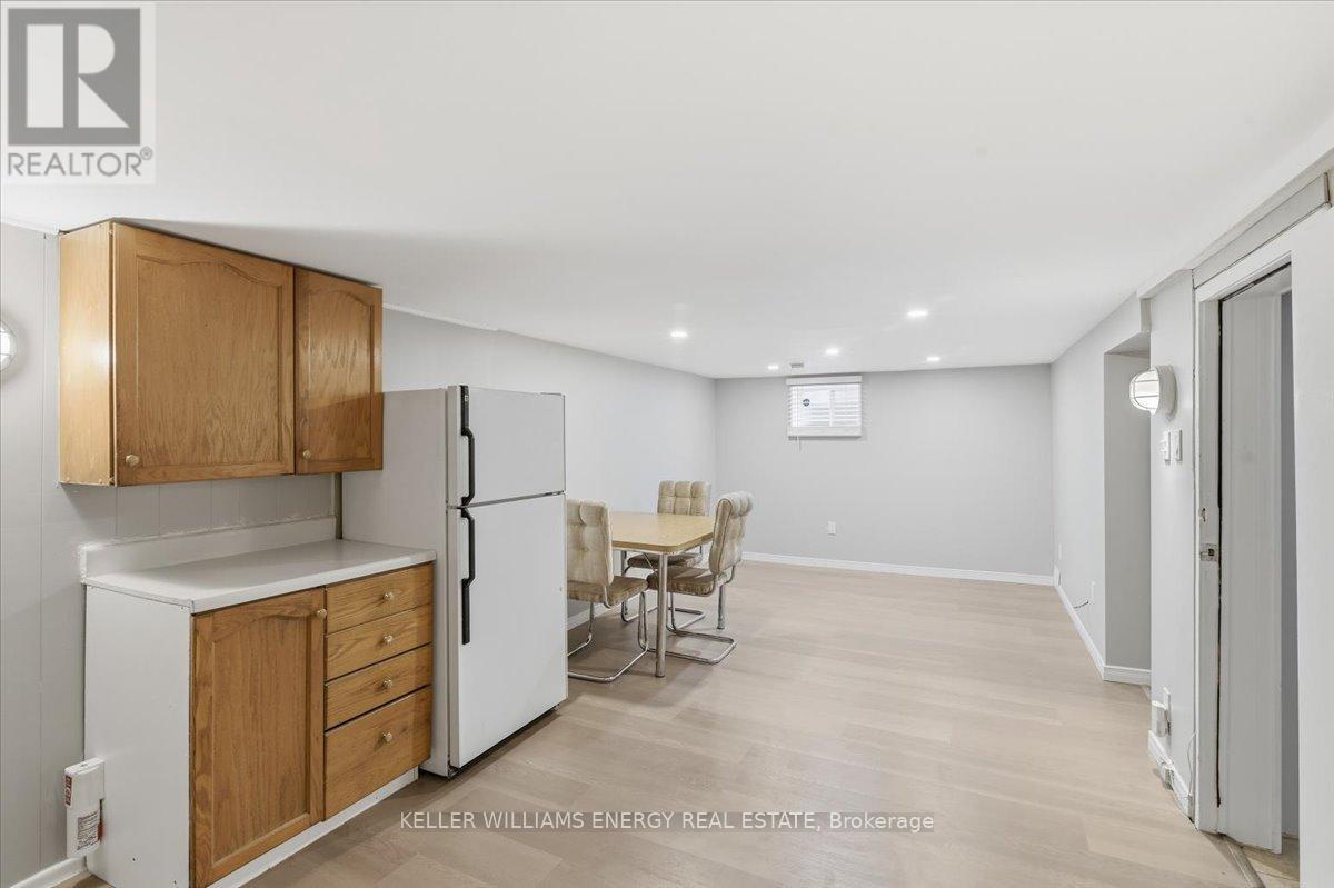 81 Haymarket Road, Toronto (downsview-roding-cfb), Ontario