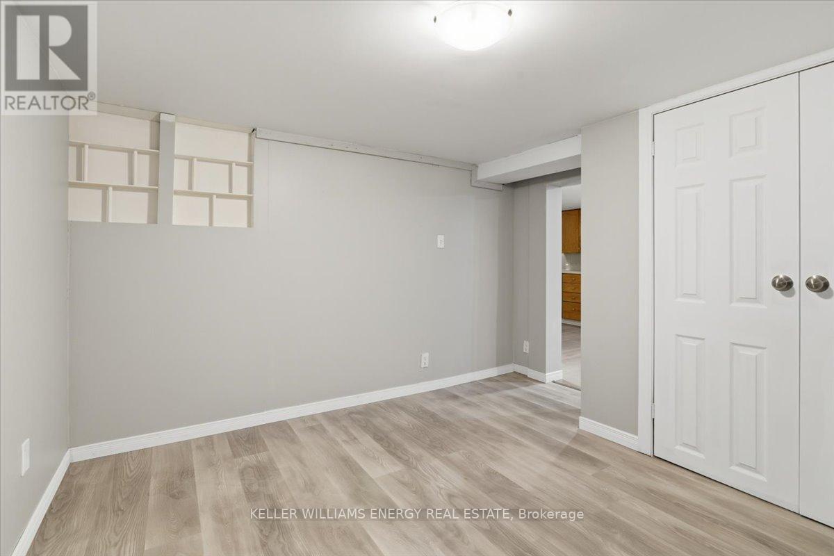 81 Haymarket Road, Toronto (downsview-roding-cfb), Ontario