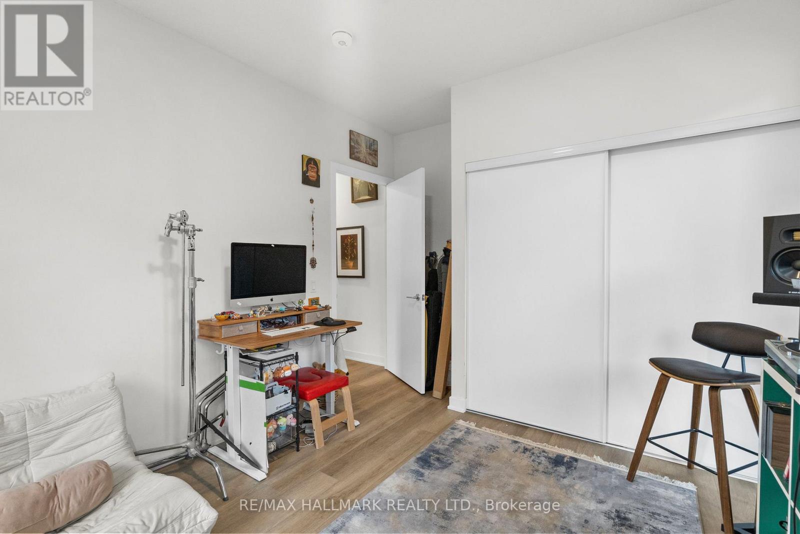 207 - 9 Tecumseth Street, Toronto (niagara), Ontario