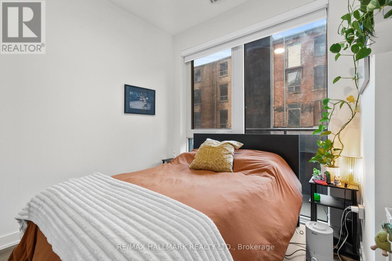 207 - 9 Tecumseth Street, Toronto (niagara), Ontario