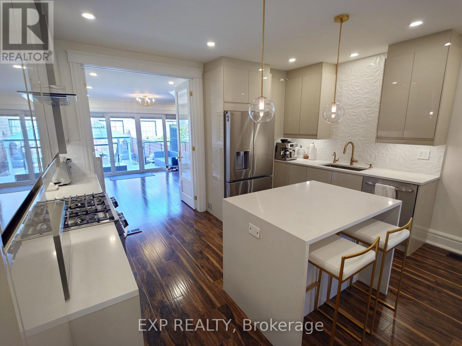 36 Talbot Street, Toronto (weston-pellam Park), Ontario