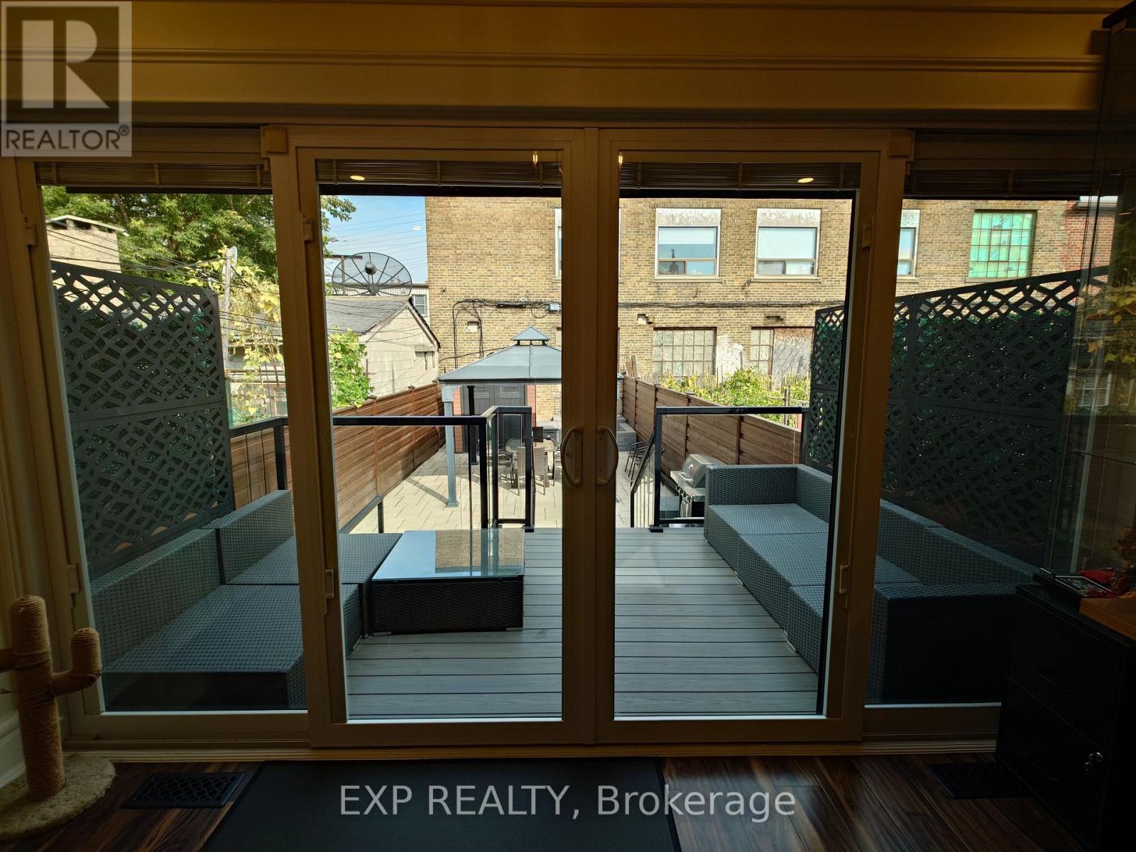 36 Talbot Street, Toronto (weston-pellam Park), Ontario