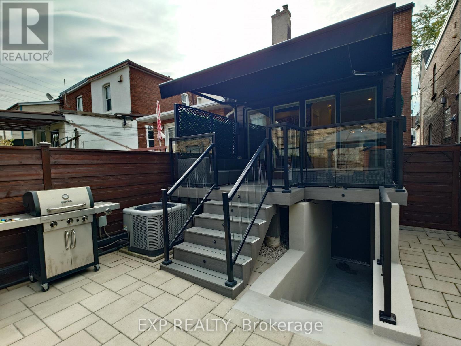 36 Talbot Street, Toronto (weston-pellam Park), Ontario