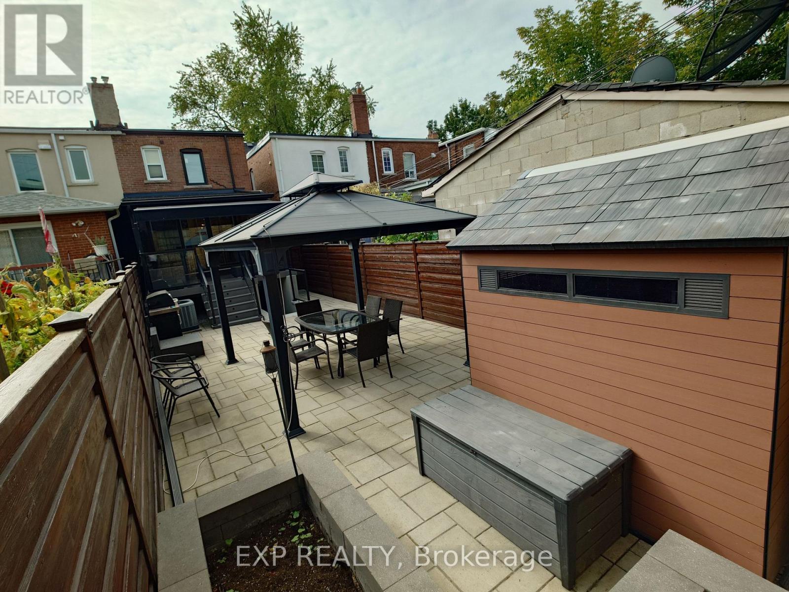 36 Talbot Street, Toronto (weston-pellam Park), Ontario