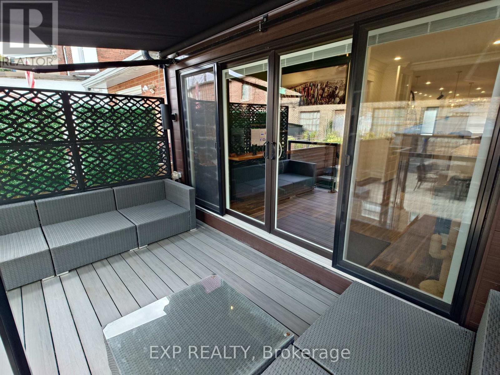 36 Talbot Street, Toronto (weston-pellam Park), Ontario