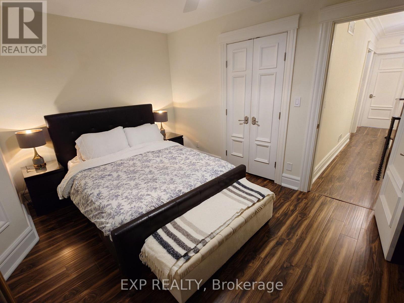 36 Talbot Street, Toronto (weston-pellam Park), Ontario