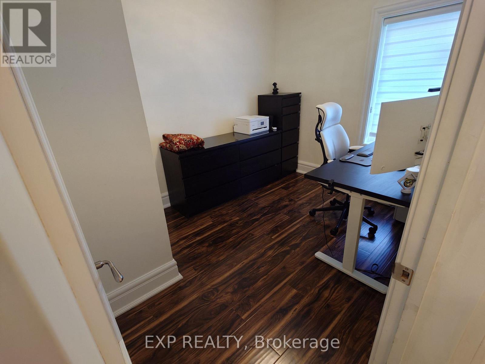 36 Talbot Street, Toronto (weston-pellam Park), Ontario