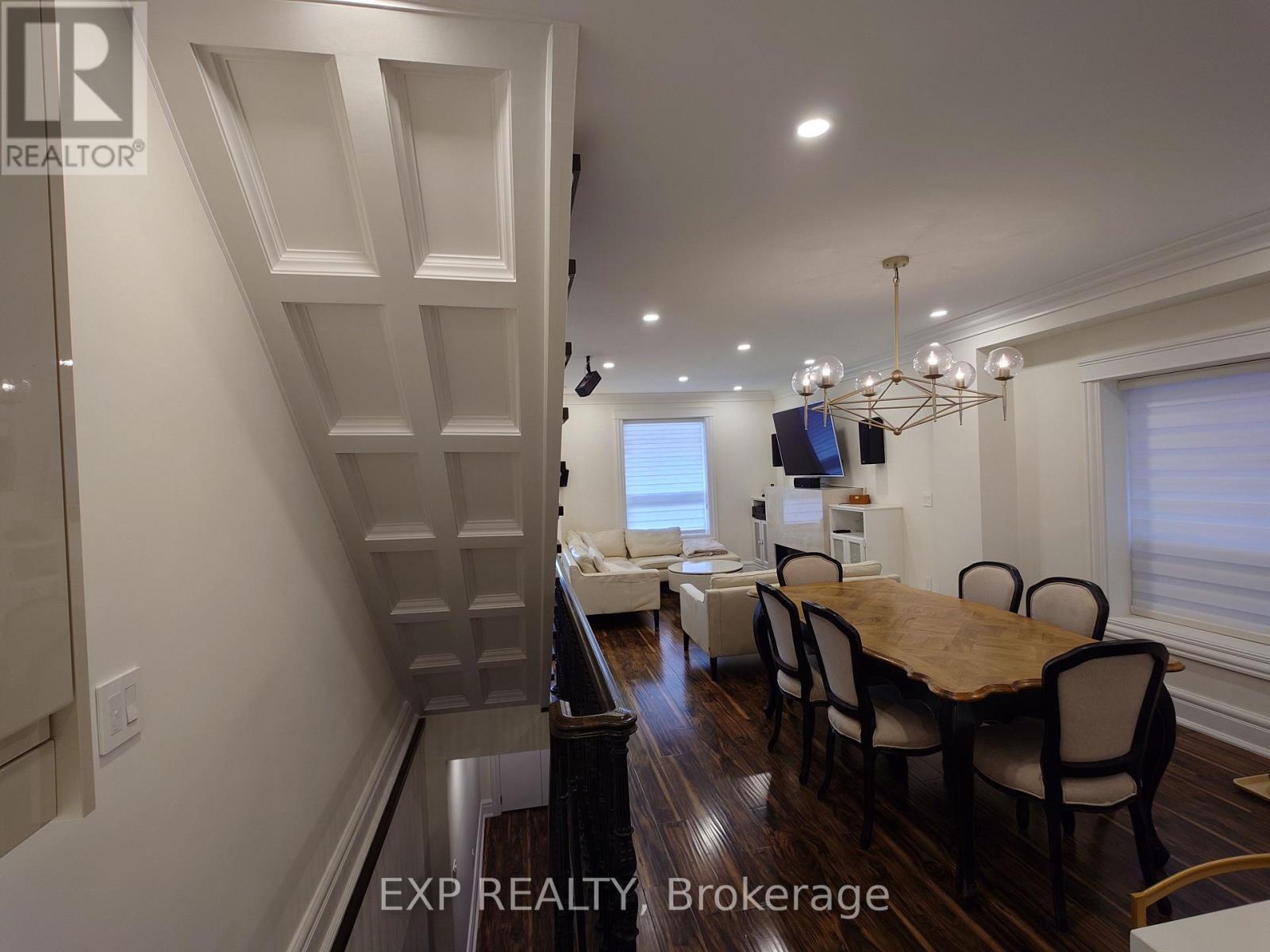 36 Talbot Street, Toronto (weston-pellam Park), Ontario