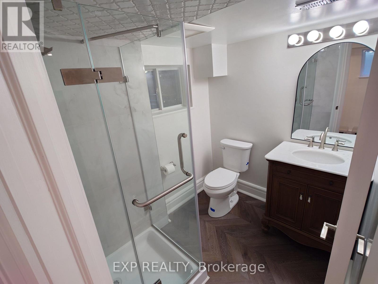 36 Talbot Street, Toronto (weston-pellam Park), Ontario