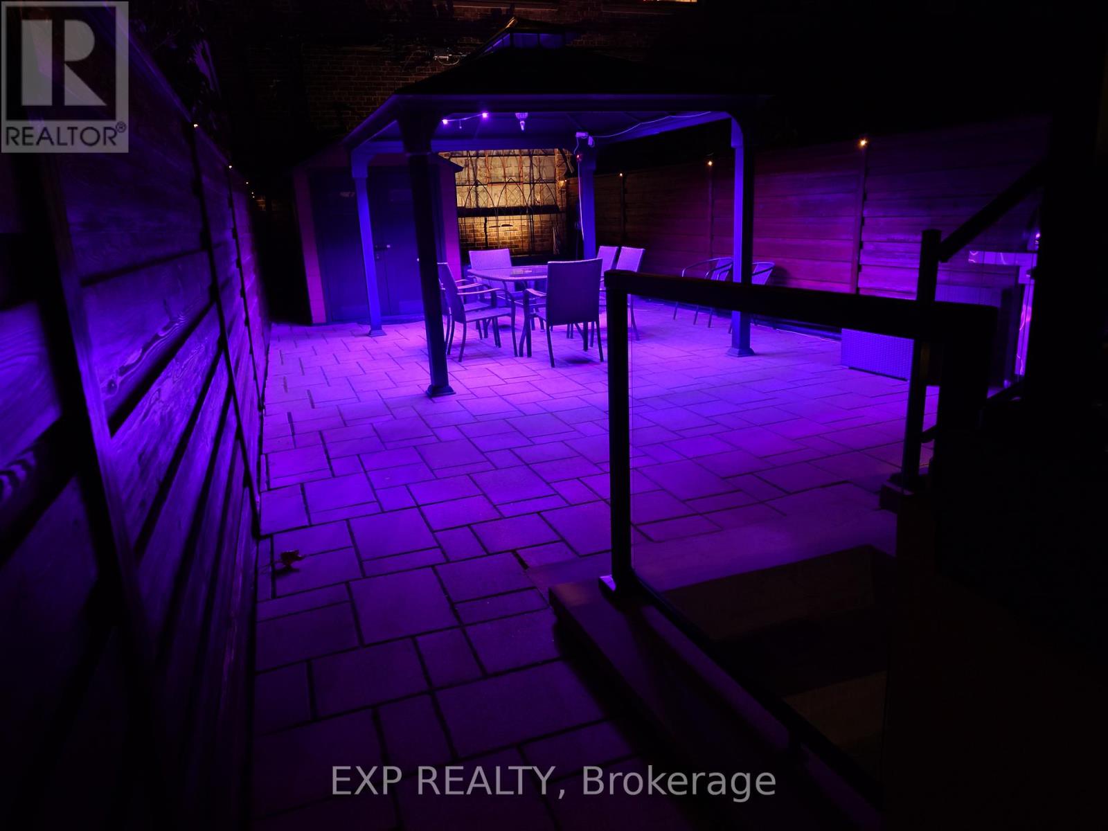 36 Talbot Street, Toronto (weston-pellam Park), Ontario