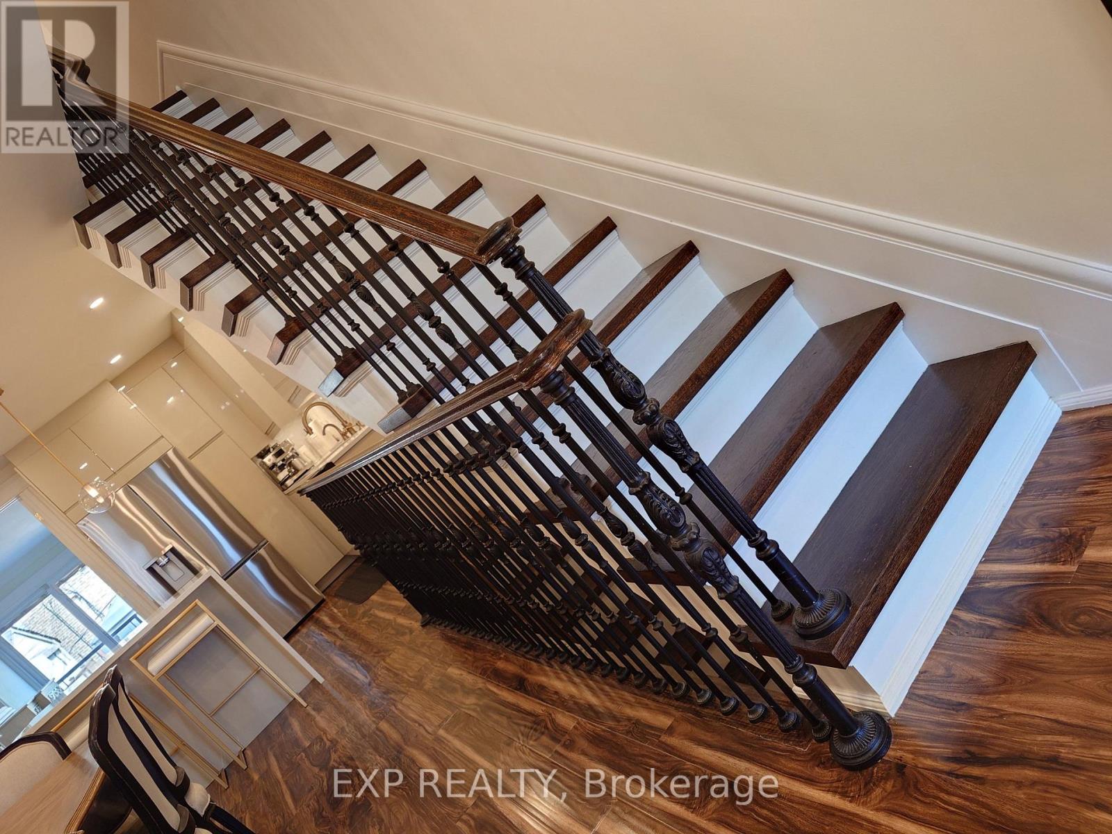 36 Talbot Street, Toronto (weston-pellam Park), Ontario