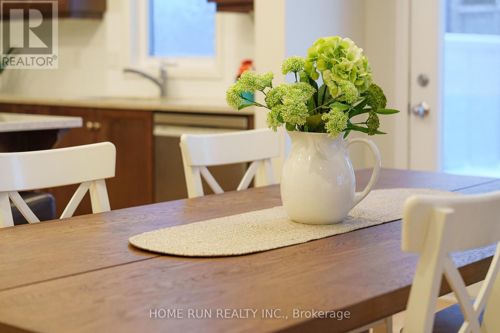 100 Lochhouse Walk, Ottawa, Ontario