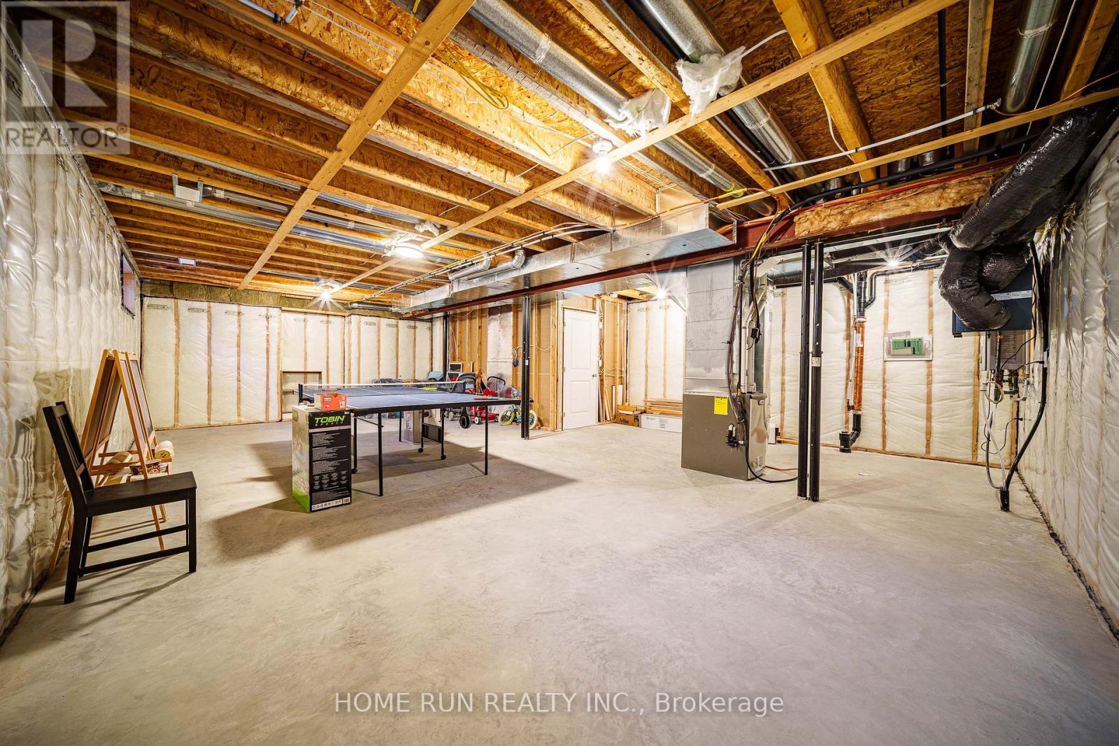 100 Lochhouse Walk, Ottawa, Ontario