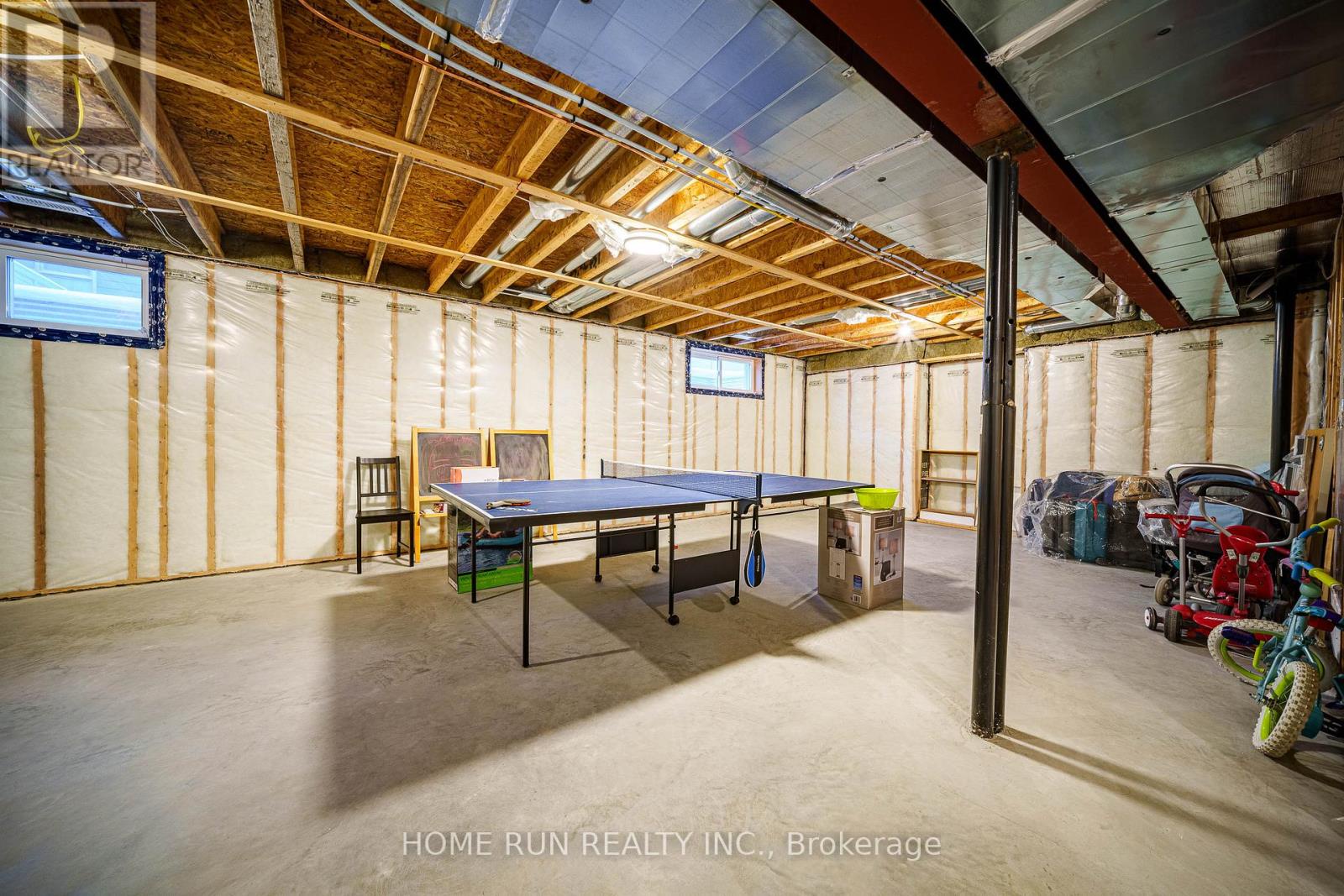 100 Lochhouse Walk, Ottawa, Ontario