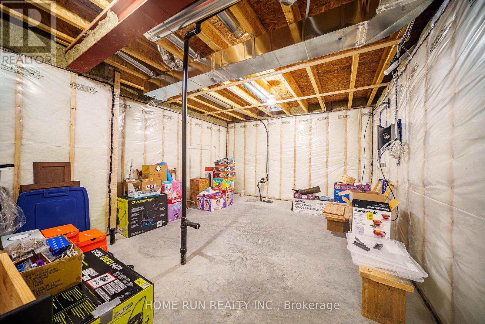 100 Lochhouse Walk, Ottawa, Ontario