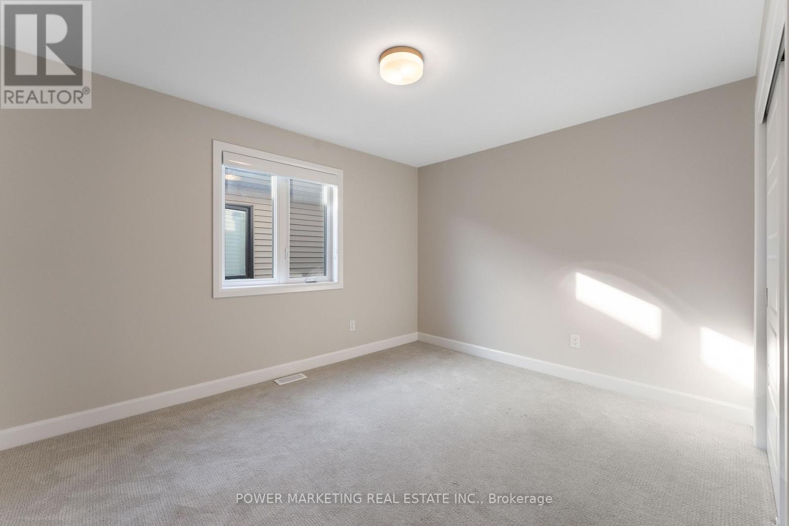 886 Sendero Way, Ottawa, Ontario