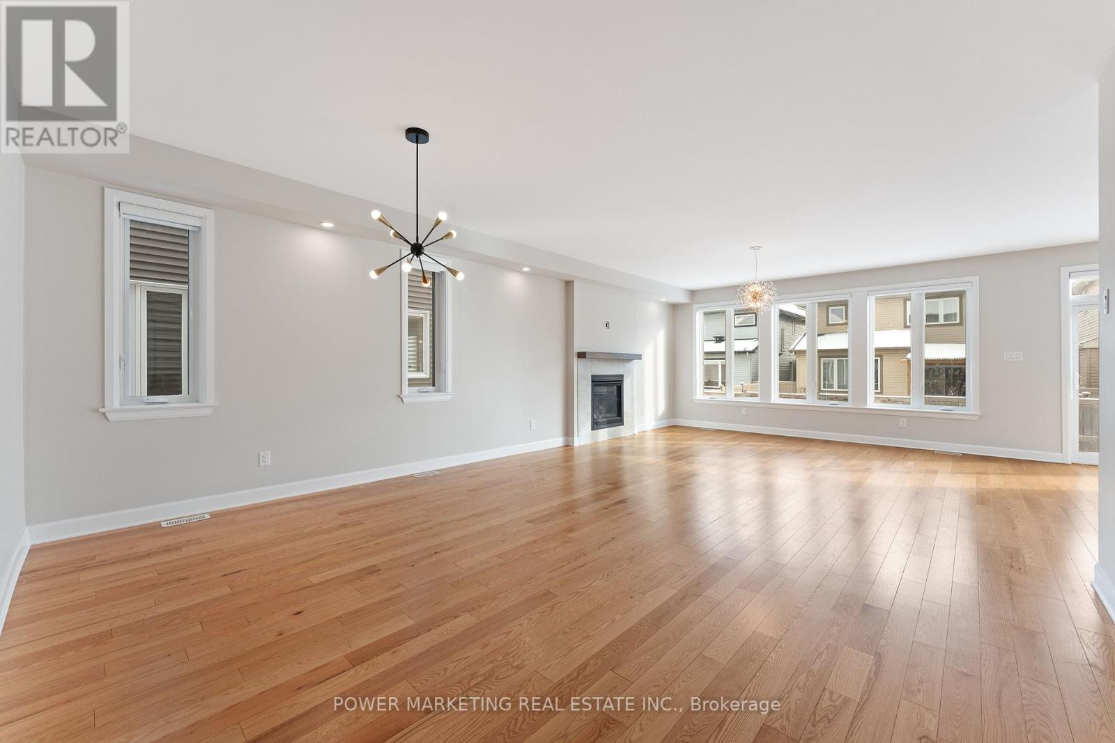 886 Sendero Way, Ottawa, Ontario