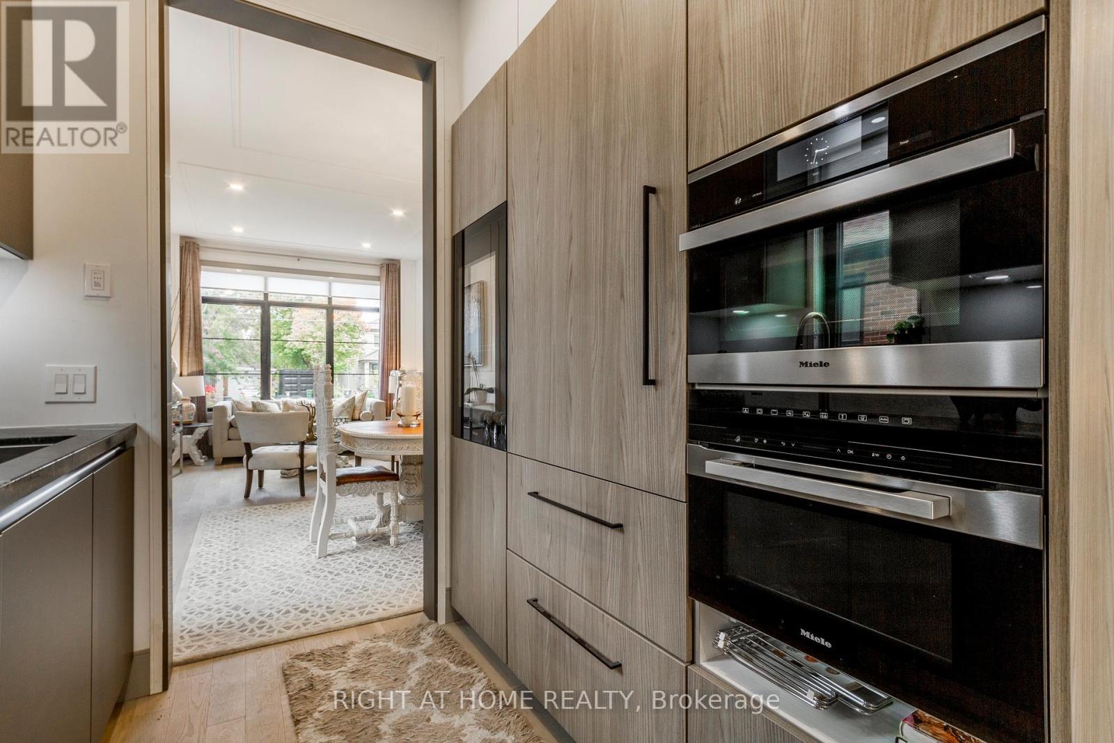 118 Martin Grove Road, Toronto (islington-city Centre West), Ontario