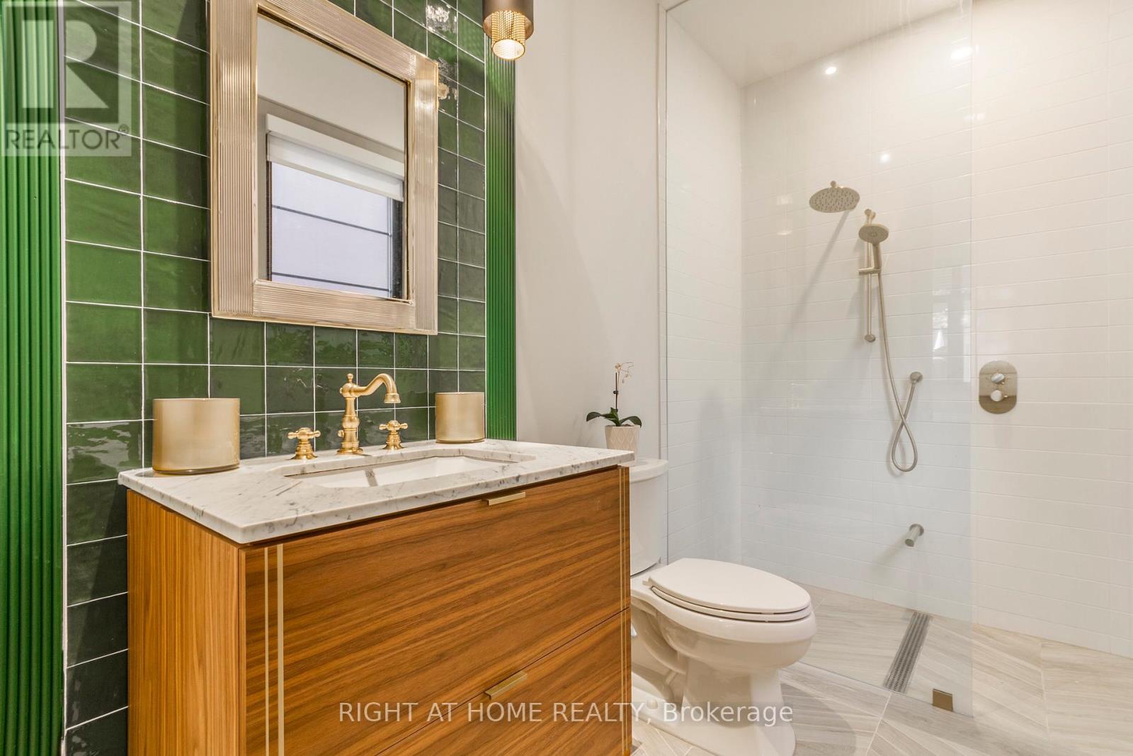 118 Martin Grove Road, Toronto (islington-city Centre West), Ontario