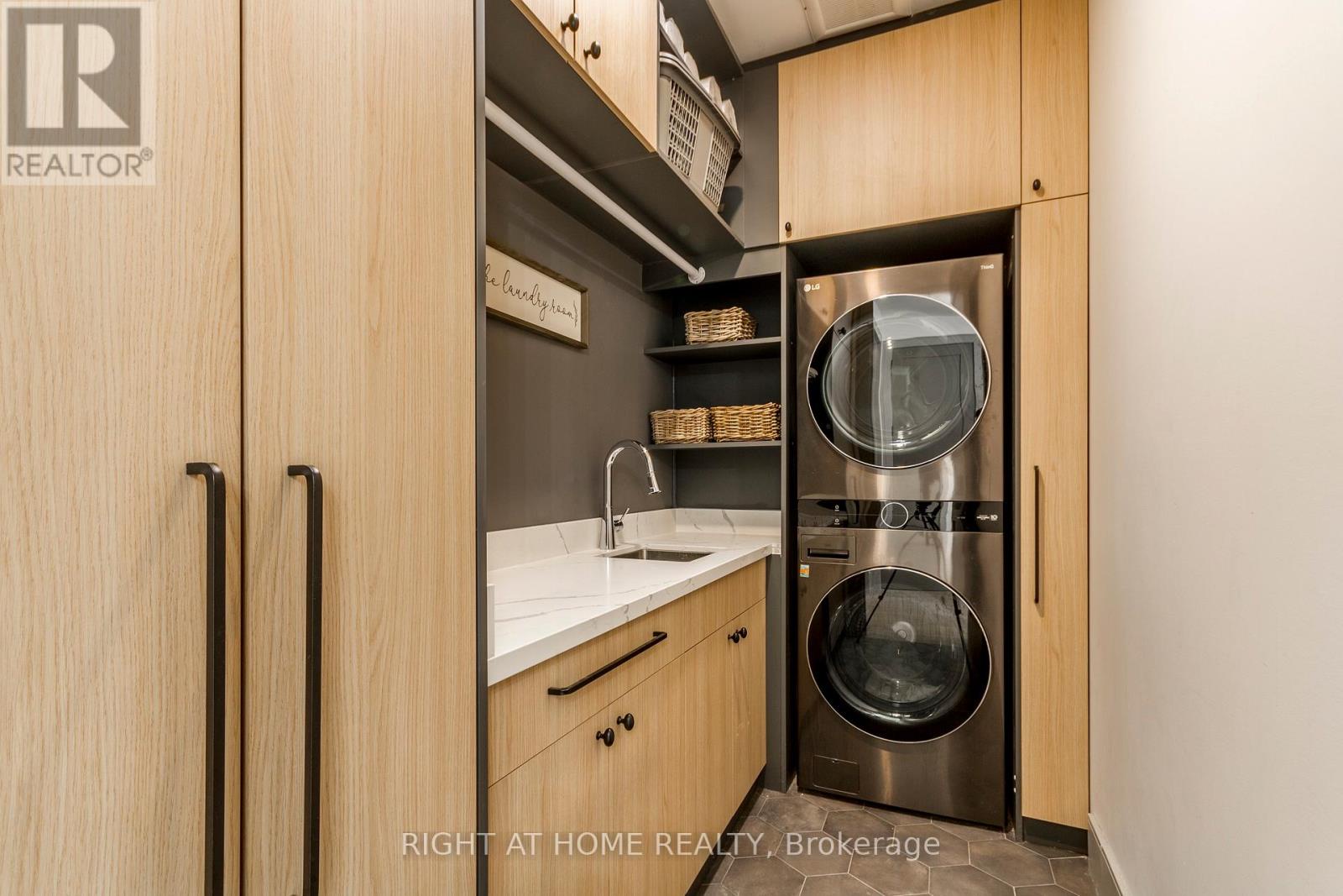 118 Martin Grove Road, Toronto (islington-city Centre West), Ontario