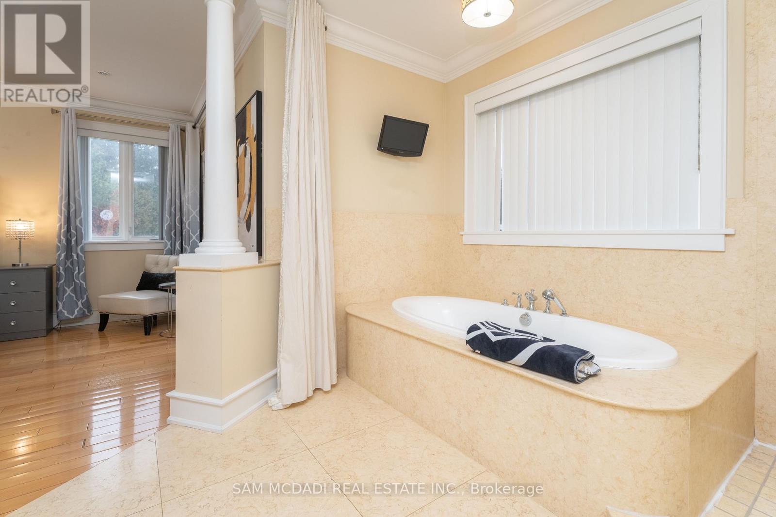 2489 Olinda Court, Mississauga (erindale), Ontario