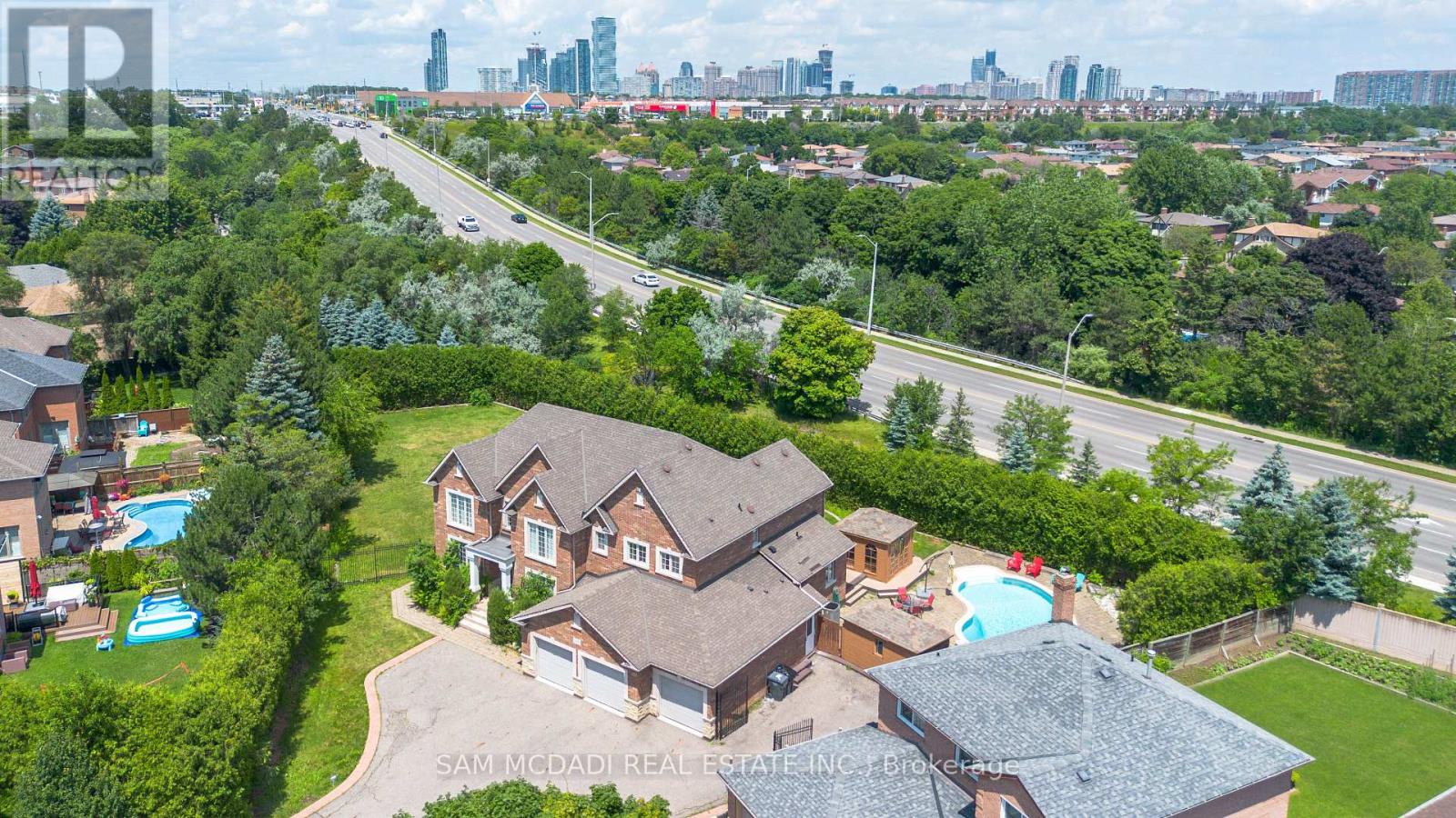 2489 Olinda Court, Mississauga (erindale), Ontario