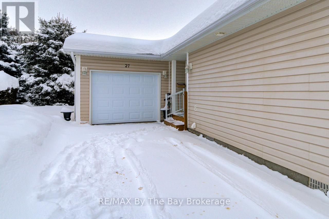 27 Pennsylvania Avenue E, Wasaga Beach, Ontario