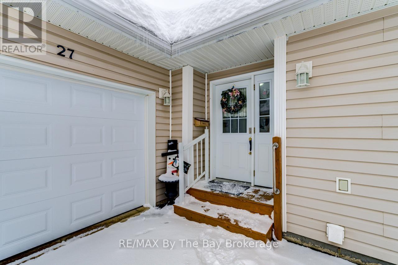 27 Pennsylvania Avenue E, Wasaga Beach, Ontario