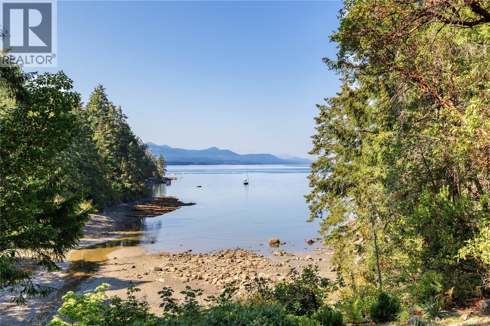 212 Sunset Dr, Salt Spring, British Columbia