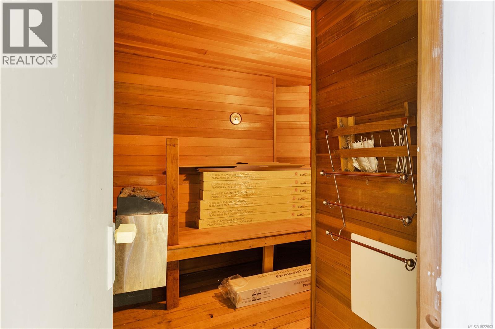 212 Sunset Dr, Salt Spring, British Columbia