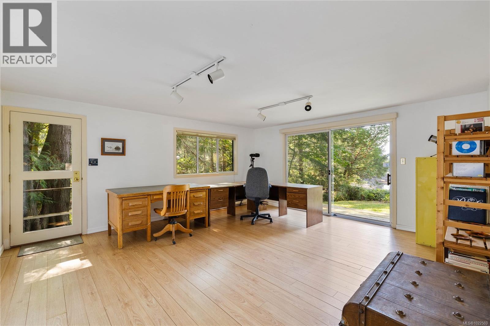212 Sunset Dr, Salt Spring, British Columbia