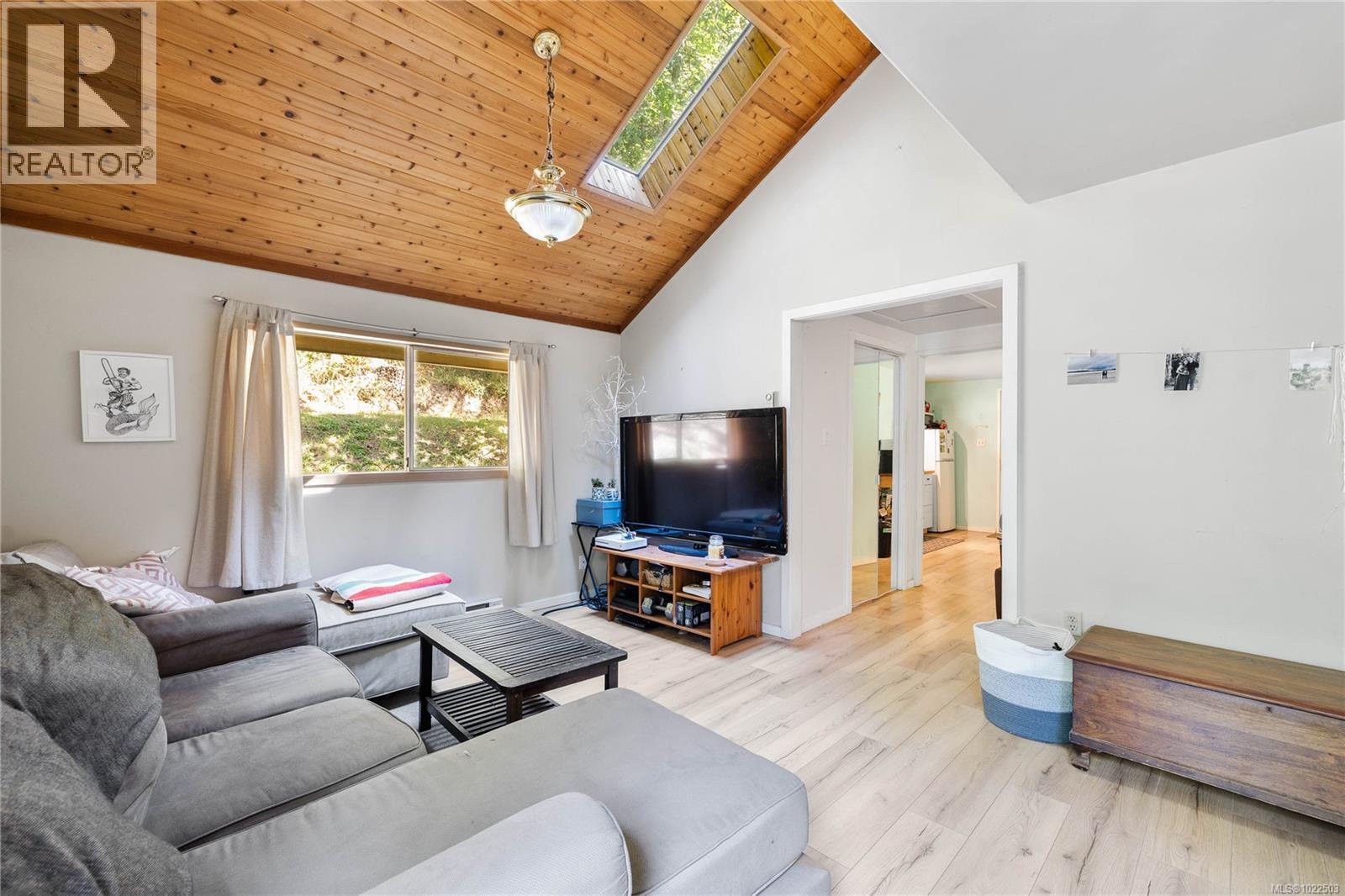 212 Sunset Dr, Salt Spring, British Columbia