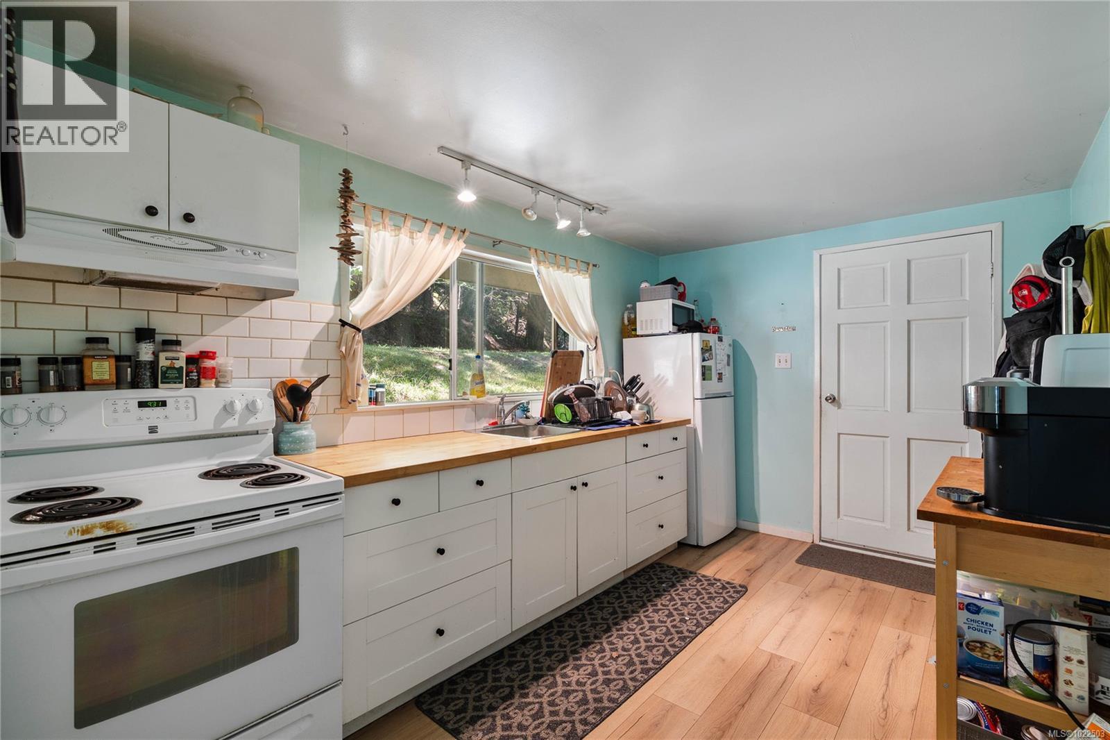 212 Sunset Dr, Salt Spring, British Columbia